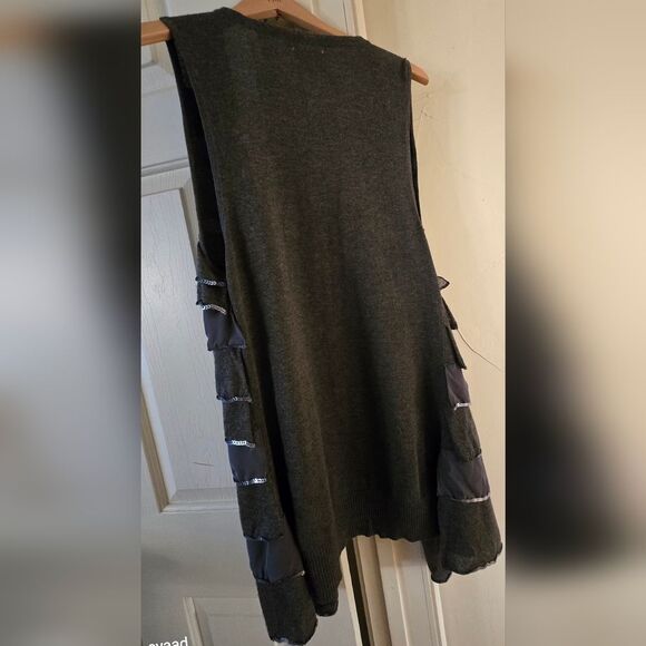 Cache Dark Gray and Silver Sequin Vest L - Picture 6 of 6